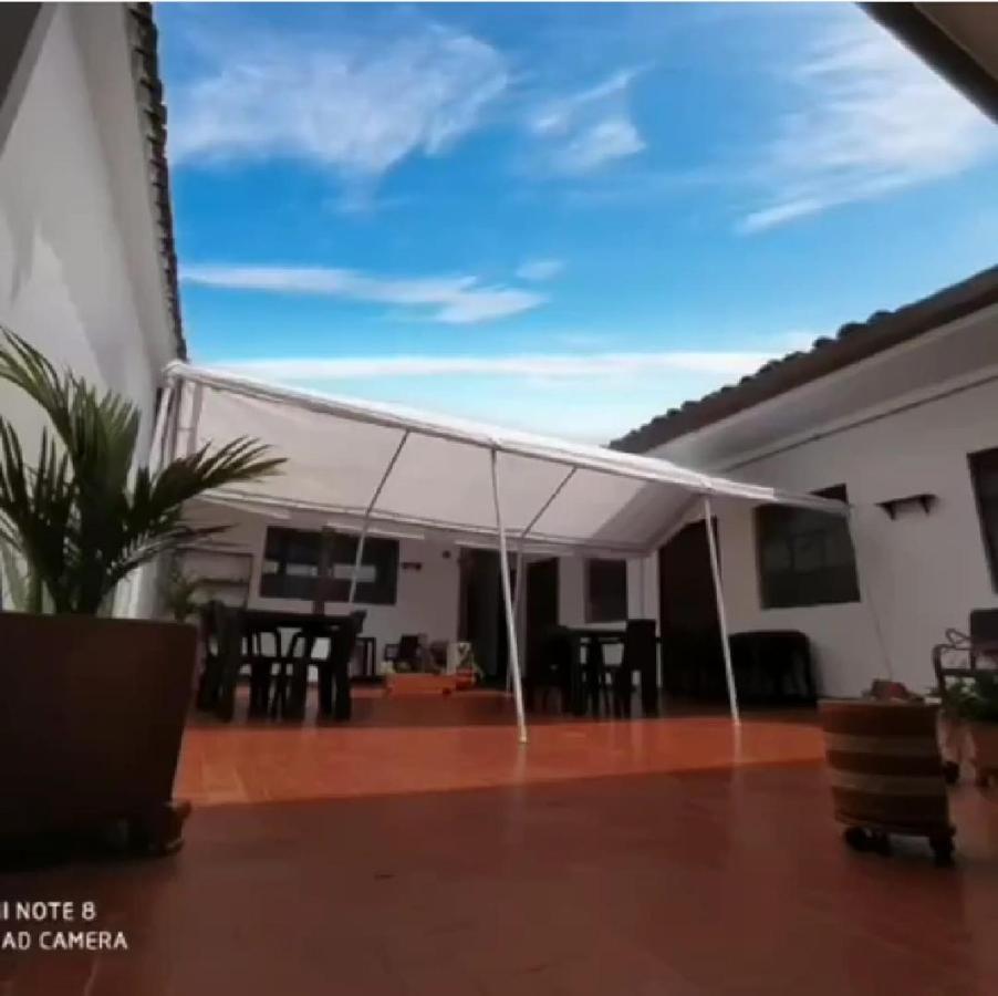 Hostel El Jardin ポパヤン エクステリア 写真